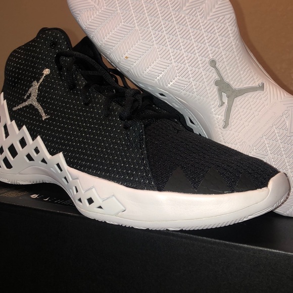 jumpman diamond mid
